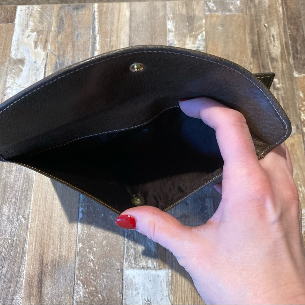 Gucci Beige/Brown GG Supreme Continental Wallet with Gold Hardware - Picture 8 of 16